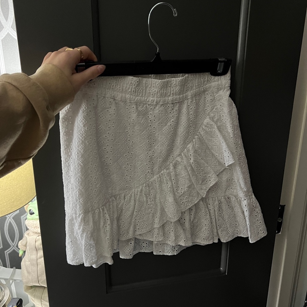 White lace mini skirt from top shop